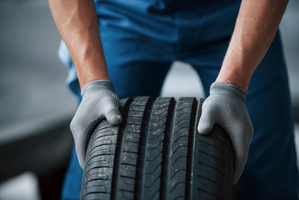 Quel est le matériel nécessaire pour changer un pneu soi-même ?